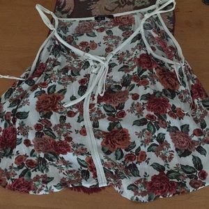Cute spaghetti string floral top